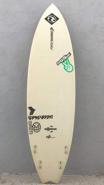 サーフボード FireWire Quadraflex 5’10x19x2 1/8 Firewire Quadfish Surfboard Review at SurfScience.com