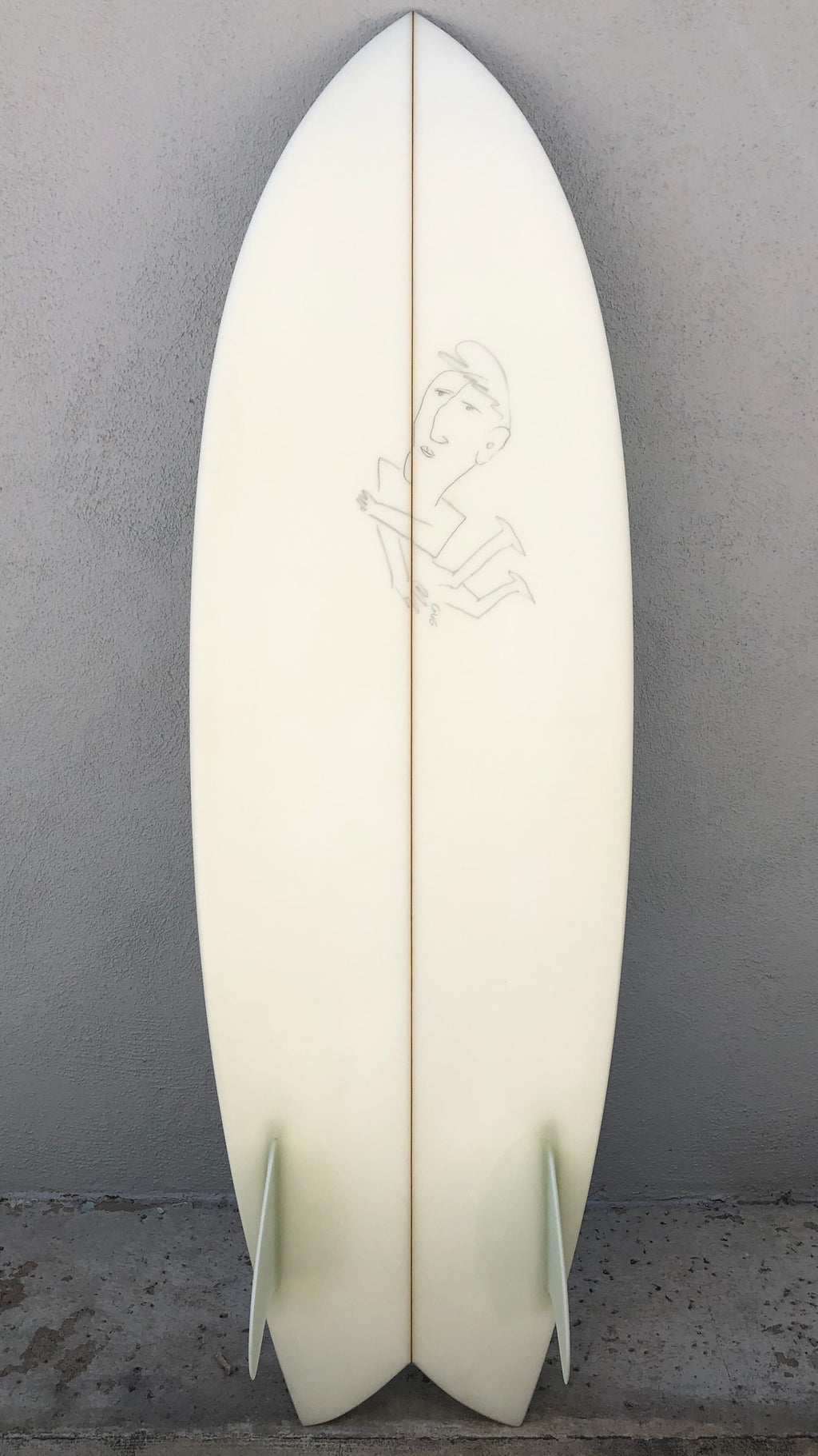 Keel fin fish